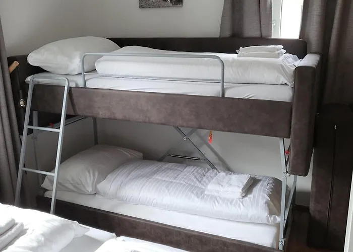 Falken 3 アパート *